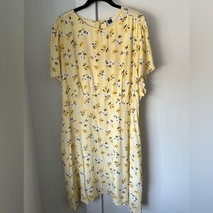 Old Navy Floral Yellow Crepe Dress
